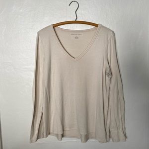 American Eagle Cream Long Sleeve T-Shirt